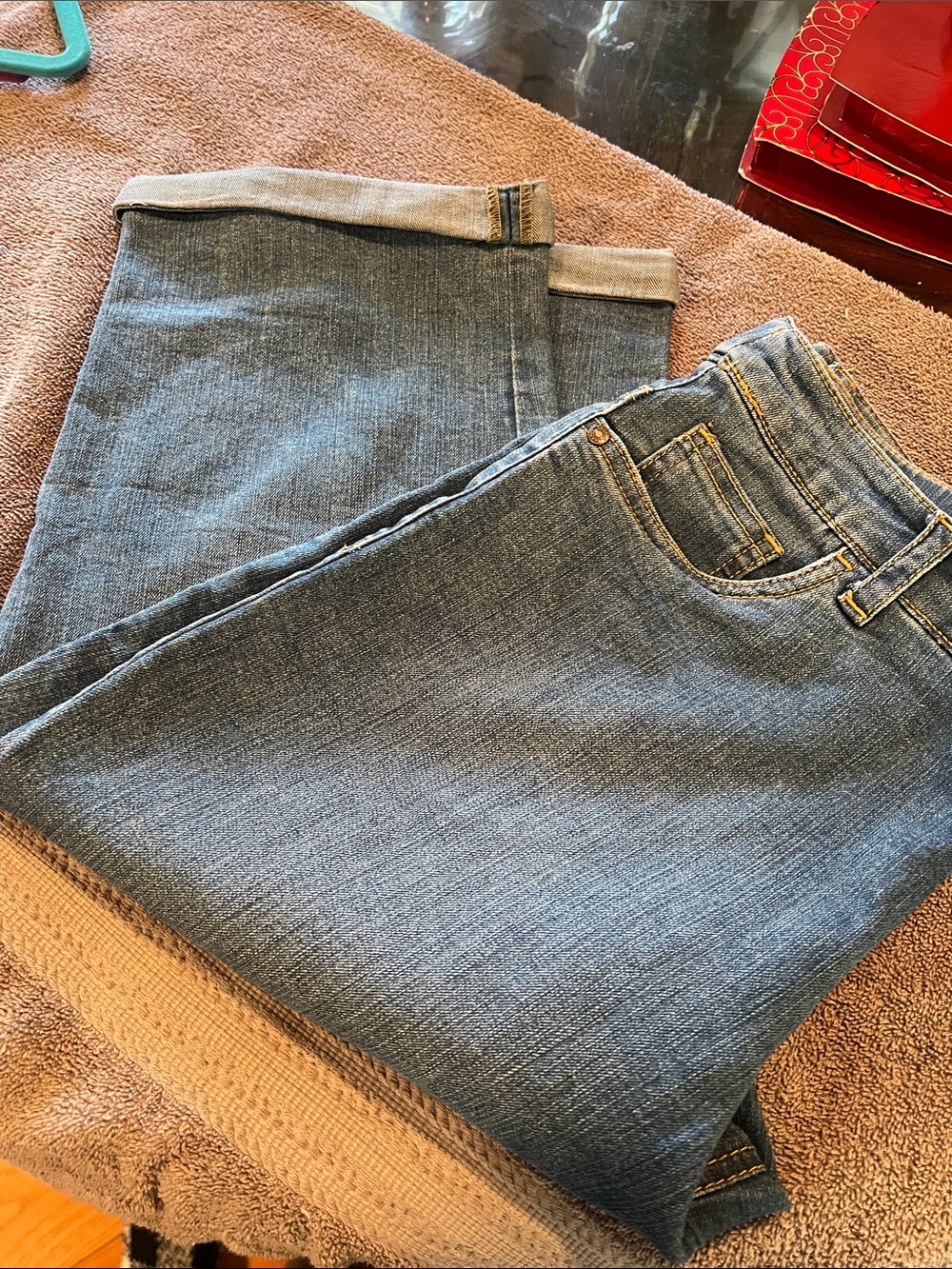 croft & barrow med blue stretch denim cropped jeans